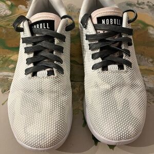 NOBULL Outwork shoes unisex Men sz 8 Women’s 9.5 excellent condition